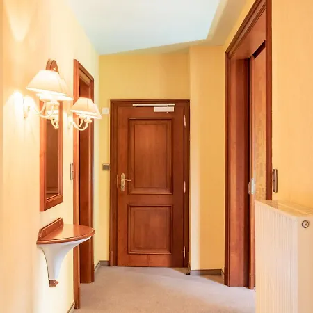 ホテル Au Heimbach レンバッハ