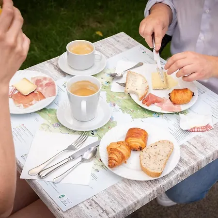 ホテル Au Heimbach 3*