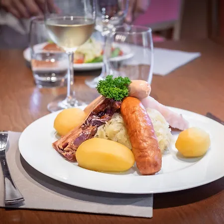 ホテル Au Heimbach 3*